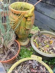 MaxSold Auction: Lot of 5 Terracotta Pots and Planters - Delta (British Columbia, Canada) SELLER MANAGED Estate Sale Online Auction -  55b Street