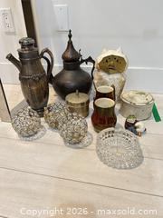 MaxSold Auction: Lot of Mixed Mid-Century Vintage Decorative Items - Delta (British Columbia, Canada) SELLER MANAGED Estate Sale Online Auction -  55b Street