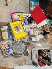 MaxSold Auction: Mixed Lot of Art Supplies — Sketch Pads, Paints & Brushes - Delta (British Columbia, Canada) SELLER MANAGED Estate Sale Online Auction -  55b Street