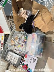 MaxSold Auction: Mixed Lot of Art Supplies — Sketch Pads, Paints & Brushes - Delta (British Columbia, Canada) SELLER MANAGED Estate Sale Online Auction -  55b Street