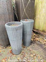 MaxSold Auction: Set of 4 Resin Rattan-Look Planters - Delta (British Columbia, Canada) SELLER MANAGED Estate Sale Online Auction -  55b Street