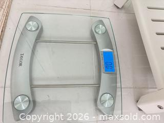 MaxSold Auction: Taylor Glass Bathroom Scale with White Wooden Stool - Delta (British Columbia, Canada) SELLER MANAGED Estate Sale Online Auction -  55b Street