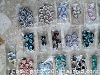 MaxSold Auction: Mixed lot of jewelry making cabochons - London (Ontario, Canada) SELLER MANAGED Downsizing Online Auction - Marconi Boulevard
