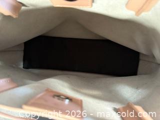 MaxSold Auction: Michael Kors Crossbody Purse - Campbell (California, USA) PARTNER MANAGED Downsizing Online Auction - Roundtree Drive