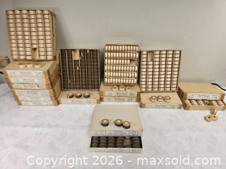 MaxSold Auction: Majestic" shuttle bobbins likely date from the mid-20th century, - Toronto (Ontario, Canada) SELLER MANAGED Reseller Online Auction - Dartmoor Drive