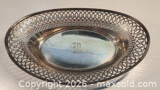 MaxSold Auction: Antique Sterling Silver oval bowl - Mississauga (Ontario, Canada) SELLER MANAGED Downsizing Online Auction - Golden Orchard Drive (CONDO)