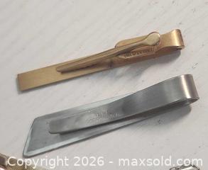 MaxSold Auction: Vintage cufflinks, tie clips - Mississauga (Ontario, Canada) SELLER MANAGED Downsizing Online Auction - Golden Orchard Drive (CONDO)