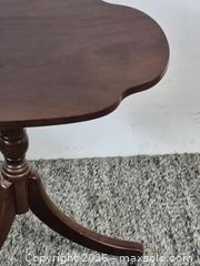 MaxSold Auction: Vintage Mahogany Duncan Phyfe Style Pedestal Side Table - Oshawa (Ontario, Canada) SELLER MANAGED Commercial Liquidation Online Auction - Bond Street West