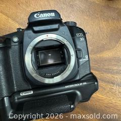 MaxSold Auction: Lot of Canon EOS 30, 40D & 50D Cameras - Richmond Hill (Ontario, Canada) SELLER MANAGED Reseller Online Auction - Newkirk Road (STORAGE)