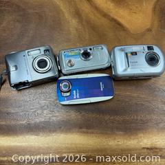 MaxSold Auction: Lot of Kodak Digital Cameras - Richmond Hill (Ontario, Canada) SELLER MANAGED Reseller Online Auction - Newkirk Road (STORAGE)