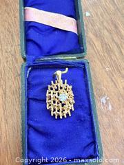 MaxSold Auction: 14k Solid Gold Natural Diamond Pendant 7.72 gram - Toronto (Ontario, Canada) SELLER MANAGED Downsizing Online Auction - Applefield Drive