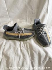 MaxSold Auction: Adidas Yeezy Boost 350 V2 Ash Pearl Sneakers GY7657 Men's Size 9 - Toronto (Ontario, Canada) SELLER MANAGED Downsizing Online Auction - Applefield Drive
