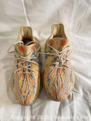 MaxSold Auction: Adidas Yeezy Men's 350 Boost V2 Mx Oat US 9 Yellow - Toronto (Ontario, Canada) SELLER MANAGED Downsizing Online Auction - Applefield Drive