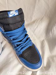 MaxSold Auction:  Air Jordan 1 Retro OG High Dark Marina Blue size 8.5 - Toronto (Ontario, Canada) SELLER MANAGED Downsizing Online Auction - Applefield Drive