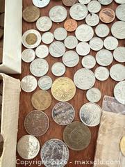 MaxSold Auction: Mix coin lot  - Toronto (Ontario, Canada) SELLER MANAGED Downsizing Online Auction - Applefield Drive