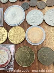 MaxSold Auction: Mixed coins lot  - Toronto (Ontario, Canada) SELLER MANAGED Downsizing Online Auction - Applefield Drive