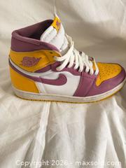 MaxSold Auction: Nike Air Jordan 1 Retro High OG Brotherhood Sneakers Men's Size 9.5 - Toronto (Ontario, Canada) SELLER MANAGED Downsizing Online Auction - Applefield Drive