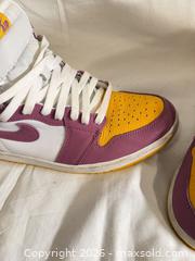 MaxSold Auction: Nike Air Jordan 1 Retro High OG Brotherhood Sneakers Men's Size 9.5 - Toronto (Ontario, Canada) SELLER MANAGED Downsizing Online Auction - Applefield Drive