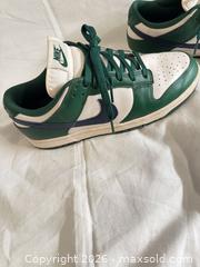 MaxSold Auction: Nike Dunk Low Retro Gorge Green Midnight size 9 - Toronto (Ontario, Canada) SELLER MANAGED Downsizing Online Auction - Applefield Drive