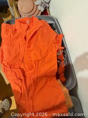 MaxSold Auction: Women clothes most are old navy  - Toronto (Ontario, Canada) SELLER MANAGED Downsizing Online Auction - Applefield Drive