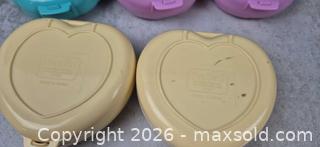 MaxSold Auction: Collectible Vintage Polly Pocket Vintage Compact Playset Toys (5 Pieces), Lot 5 of 9 - Toronto (Ontario, Canada) PARTNER MANAGED Downsizing Online Auction - Cavotti Crescent