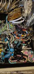 MaxSold Auction: Huge Assorted Costume Jewelry Lot – Bracelets, Necklaces, Watches - Toronto (Ontario, Canada) PARTNER MANAGED Downsizing Online Auction - Cavotti Crescent