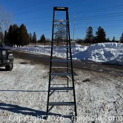 MaxSold Auction: MAXIMUM Grade 1 Fibreglass Heavy-Duty Industrial Step Ladder, 250-lb, 8-ft - Toronto (Ontario, Canada) SELLER MANAGED Reseller Online Auction -  Crouse Road (STORAGE)