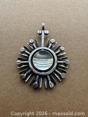 MaxSold Auction: Sterling Silver Finnish Modernist Artist Jorma Laine for Kultateollisuus KY Pendant Nec - Toronto (Ontario, Canada) SELLER MANAGED Reseller Online Auction -  Crouse Road (STORAGE)