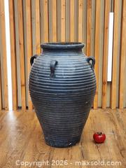 MaxSold Auction: 27" Beehive Form Ribbed Terracota Floor Urn - Mississauga (Ontario, Canada) PARTNER MANAGED Reseller Online Auction -  Dundas Street East