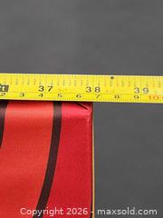 MaxSold Auction: 54"x38" Retro Stretched Fabric on Frame Vintage Pop Art  - Mississauga (Ontario, Canada) PARTNER MANAGED Reseller Online Auction -  Dundas Street East