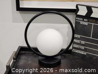 MaxSold Auction: Dainolite Adrienna Accent Table Lamp - Mississauga (Ontario, Canada) PARTNER MANAGED Reseller Online Auction -  Dundas Street East
