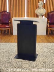 MaxSold Auction: Electric Adjustable Podium Like New - Mississauga (Ontario, Canada) PARTNER MANAGED Reseller Online Auction -  Dundas Street East