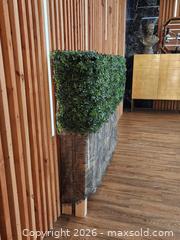 MaxSold Auction: Large Box Hedge Artificial Plant on Stand #1 - Mississauga (Ontario, Canada) PARTNER MANAGED Reseller Online Auction -  Dundas Street East