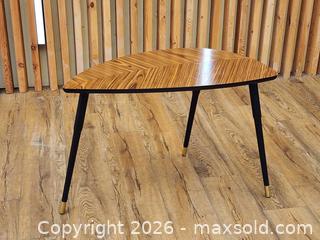 MaxSold Auction: MCM Style Lovbacken Side Table - Mississauga (Ontario, Canada) PARTNER MANAGED Reseller Online Auction -  Dundas Street East