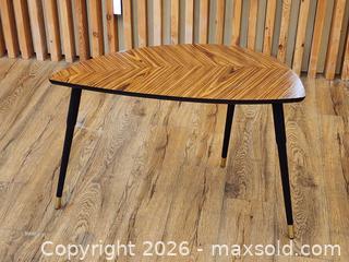 MaxSold Auction: MCM Style Lovbacken Side Table - Mississauga (Ontario, Canada) PARTNER MANAGED Reseller Online Auction -  Dundas Street East