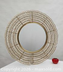 MaxSold Auction: Vintage 28" Round Gold Ring Mirror - Mississauga (Ontario, Canada) PARTNER MANAGED Reseller Online Auction -  Dundas Street East