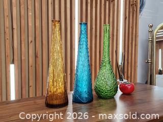 MaxSold Auction: Vintage Genie Bottles - Blue Wave, Green Bubble & Amber Wax Drip - Mississauga (Ontario, Canada) PARTNER MANAGED Reseller Online Auction -  Dundas Street East