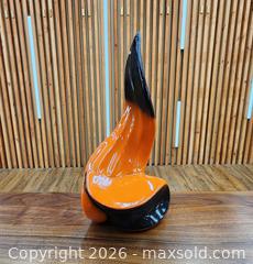 MaxSold Auction: Vintage MCM Ceramic Flame Decorative Pottery - Mississauga (Ontario, Canada) PARTNER MANAGED Reseller Online Auction -  Dundas Street East