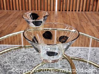 MaxSold Auction: Vintage MCM Chip & Dip Glass Serving Bowl - Mississauga (Ontario, Canada) PARTNER MANAGED Reseller Online Auction -  Dundas Street East