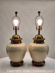 MaxSold Auction: Vintage Pair Chapman Ceramic & Brass Table Lamps - Mississauga (Ontario, Canada) PARTNER MANAGED Reseller Online Auction -  Dundas Street East