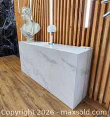 MaxSold Auction: White Quartz Stone Console or Coffee Table - Mississauga (Ontario, Canada) PARTNER MANAGED Reseller Online Auction -  Dundas Street East