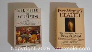 MaxSold Auction: Assorted books - Toronto (Ontario, Canada) PARTNER MANAGED Downsizing Online Auction -  Risa Boulevard