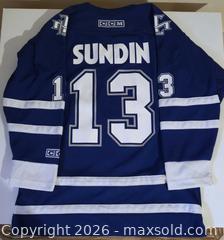 MaxSold Auction: Mats Sundin Toronto Maple Leafs Youth Jersey L/XL - Toronto (Ontario, Canada) PARTNER MANAGED Downsizing Online Auction -  Risa Boulevard