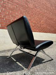 MaxSold Auction: Mid-century modern low lounge chair - Toronto (Ontario, Canada) PARTNER MANAGED Downsizing Online Auction -  Risa Boulevard