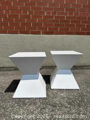 MaxSold Auction: White Geometric Side Tables (2) - Toronto (Ontario, Canada) PARTNER MANAGED Downsizing Online Auction -  Risa Boulevard