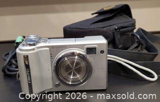 MaxSold Auction: Fujifilm Digital camera - Ottawa (Ontario, Canada) SELLER MANAGED Downsizing Online Auction - Brennan Avenue