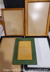 MaxSold Auction: New and used photo/art frames - Ottawa (Ontario, Canada) SELLER MANAGED Downsizing Online Auction - Brennan Avenue