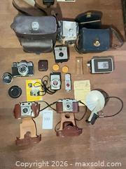 MaxSold Auction: Kodak Brownie 8mm, Kodak Retina, Luna-Pro Meter, Imperial Flash, Cases - Santa Monica (California, USA) PARTNER MANAGED Estate Sale Online Auction - 18th Street