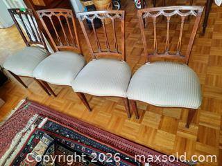 MaxSold Auction: Dining Chairs  - Toronto (Ontario, Canada) Downsizing Online Auction - Rosedale Valley Road (CONDO)