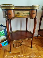 MaxSold Auction: Side Table  - Toronto (Ontario, Canada) Downsizing Online Auction - Rosedale Valley Road (CONDO)